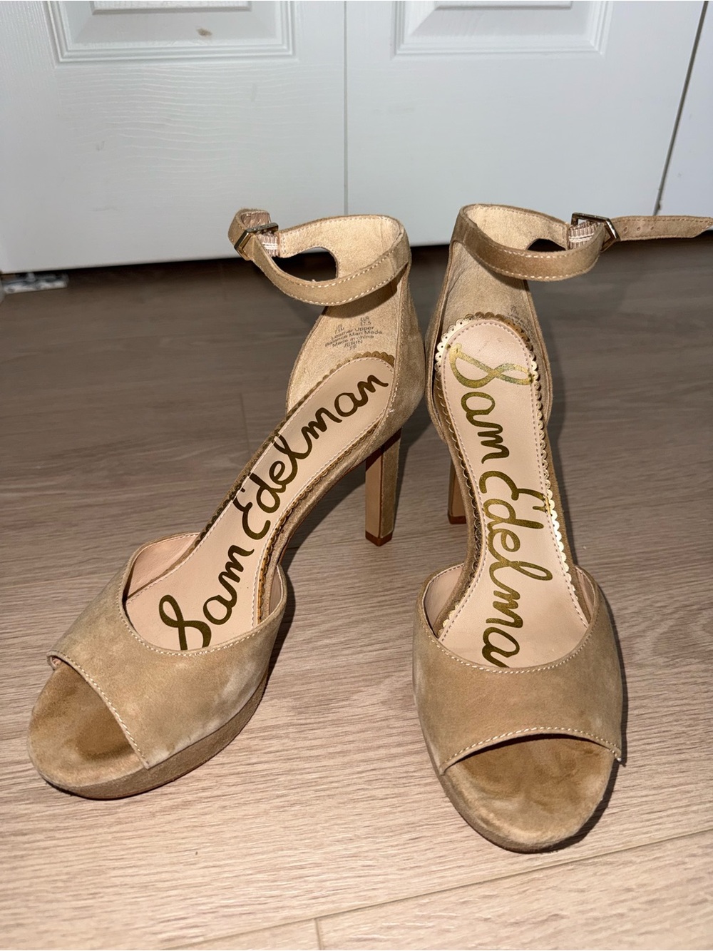 Sam Edelman Womens Tan Suede platform heels